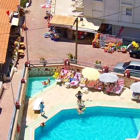 Temple Class Hotel 2*